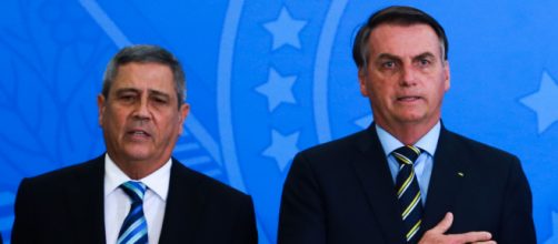 Bolsonaro e o ministro da Defesa, general Braga Netto (Ag&ecirc;ncia Brasil)