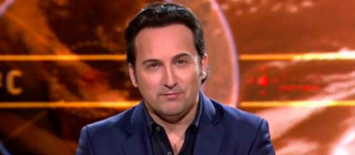 Iker Jim&eacute;nez ha recordado una pol&eacute;mica de Maestre sobre el coronavirus en febrero de 2020 (Twitter/@mediasetcom)