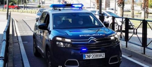 La Polic&iacute;a Nacional escuch&oacute; el relato de los testigos (Twitter, @policia)