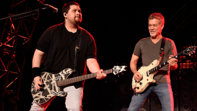 Wolfgang Van Halen ricorda il padre Eddie, morto poco meno di un anno fa.
