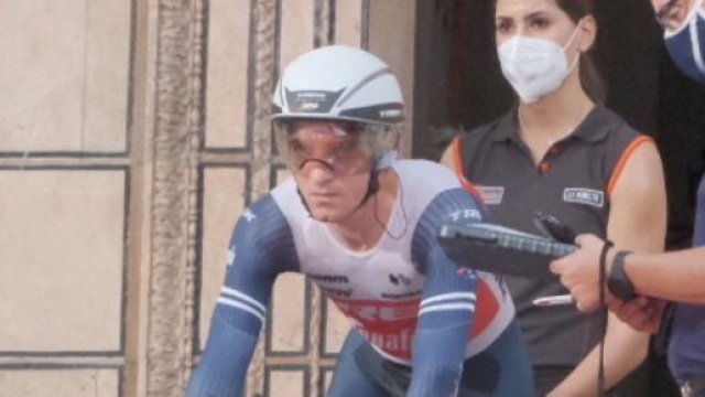 Giulio Ciccone al via della Vuelta Espana.