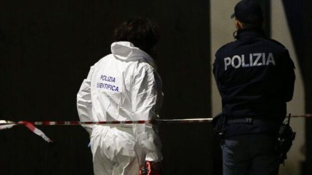 Treviglio (Bergamo) uccide la madre con una coltellata: la lite per un mobile