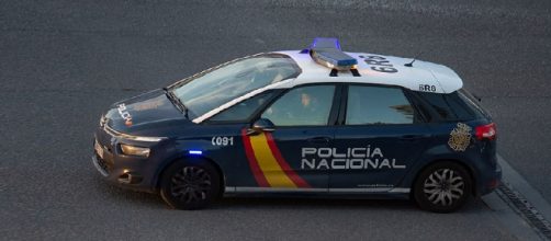 Los agentes de la Polic&iacute;a Nacional han detenido a 4 hombres por haber robado una m&aacute;quina de rayos X (Wikimedia Commons)