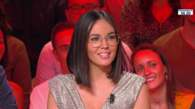 La gourmande Agathe Auproux qui est dans l&rsquo;&eacute;mission pr&eacute;sent&eacute;e par le beau gosse de TPMP. Source : capture d&rsquo;&eacute;cran C8.