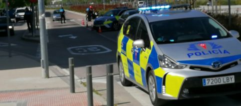 Un niño de 8 años roba las llaves del coche a sus padres y acaba estrellado en Madrid
