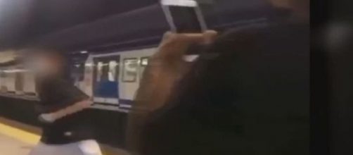 La agresi&oacute;n colectiva en el Metro de Sol fue grabada (Telemadrid)