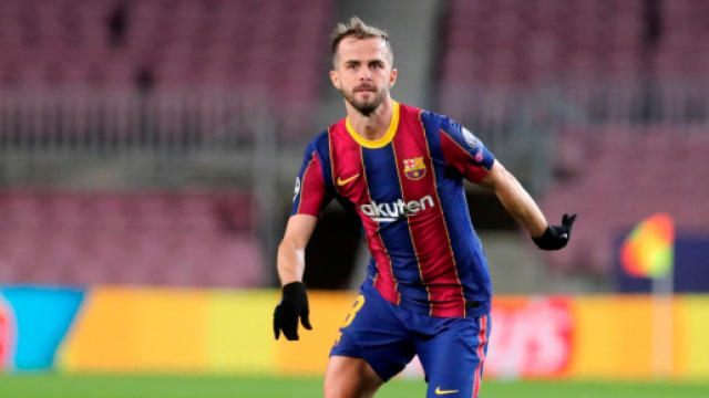 Inter, idea Pjanic in mezzo al campo.
