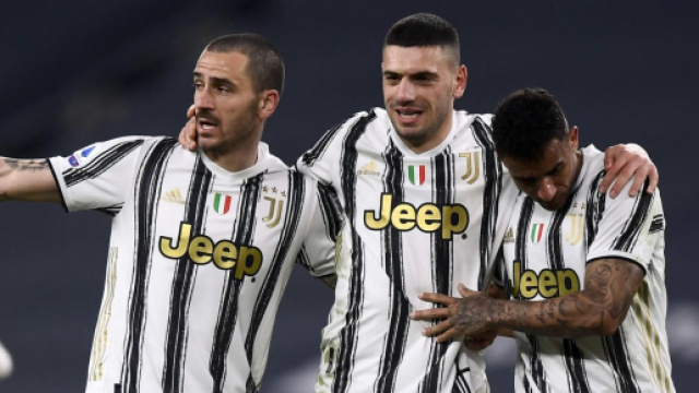 La Juventus pensa alle cessioni: due difensori ufficialmente sul ... - yahoo.com
