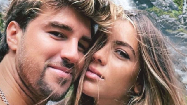 Andrea Damante ed Elisa Visari genitori? Nessuna smentita e 'like' della suocera al rumor.