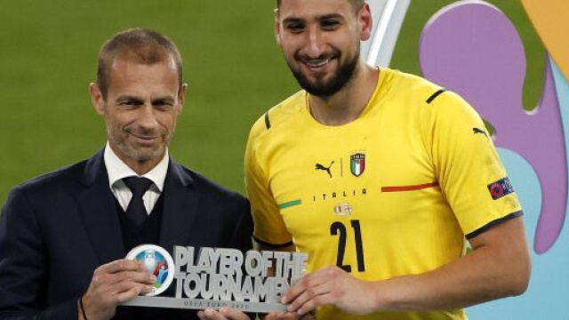 Gianluigi Donnarumma con la maglia della Nazionale.