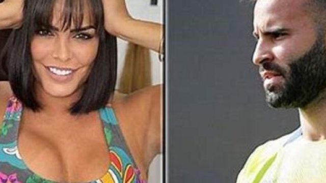 Jes&eacute; accus&eacute; d'avoir eu une relation avec un travesti (Source : montage photo et capture Youtube)