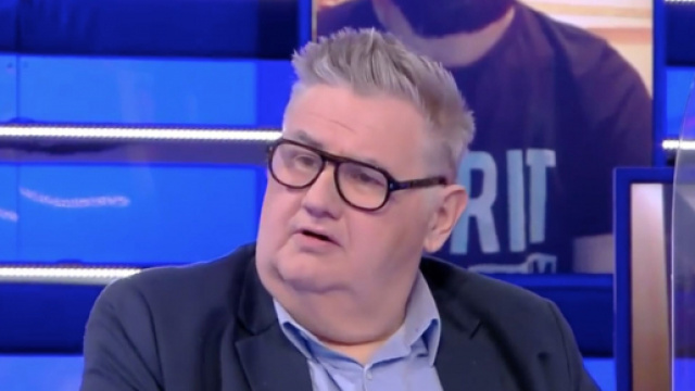 Pierre M&eacute;n&egrave;s s'en est pris aux supporters de l'OGC Nice sur Twitter - Source : capture d'&eacute;cran, C8