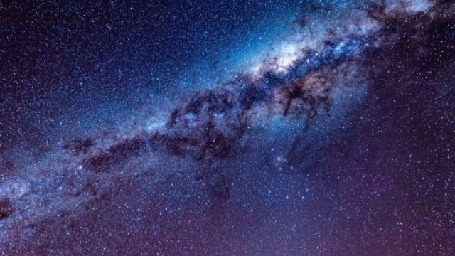 Previsioni astrologiche del 24 agosto: Scorpione folle d'amore, Acquario insoddisfatto.