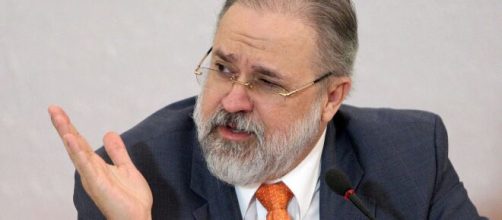 Senadores comentam sobre a recondu&ccedil;&atilde;o de Antonio Augusto Aras para PGR. (Arquivo Blasting News)