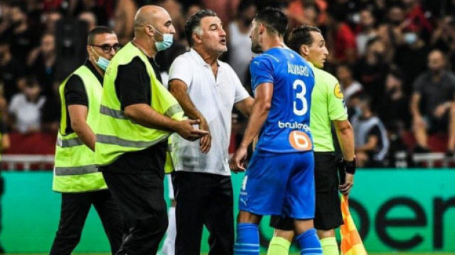 Galtier frappe un membre du staff de l'OM, de nouvelles images l'accablent - Source : compte Twitter @Vidzwomens