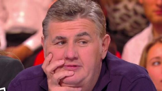 Pierre M&eacute;n&egrave;s a sem&eacute; le doute sur son avenir t&eacute;l&eacute;visuel. (Source : capture C8)