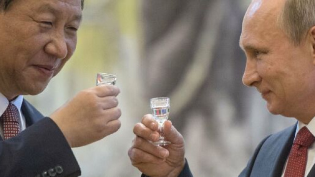 Xi-Putin a colloquio sulla situazione in Afghanistan.