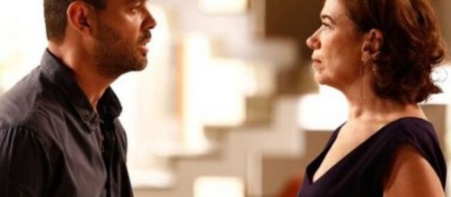 Maur&iacute;lio e Marta em 'Imp&eacute;rio'. (Reprodu&ccedil;&atilde;o/TV Globo)