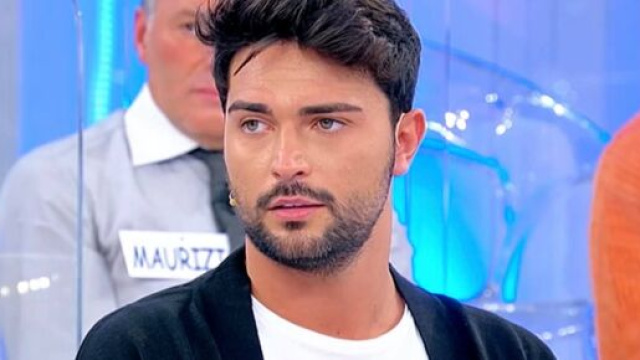 Uomini e Donne parla dei suoi problemi di salute.