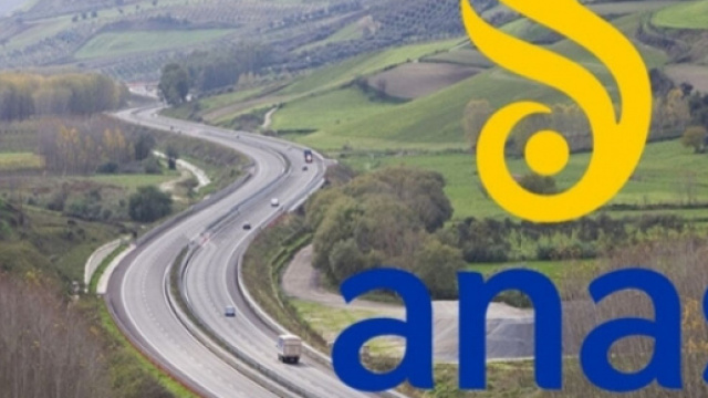 Anas cerca diplomati e laureati, in particolare assistenti e capi cantonieri.