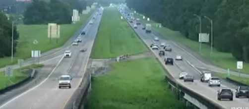 Hurricane Ida update: Time running out for people to decide if they want to leave before landfall (Image source: KHOU 11/YouTube)