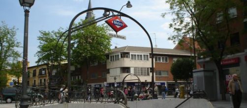 Un cad&aacute;ver ha aparecido en una tela en Villa de Vallecas (Wikimedia Commons)