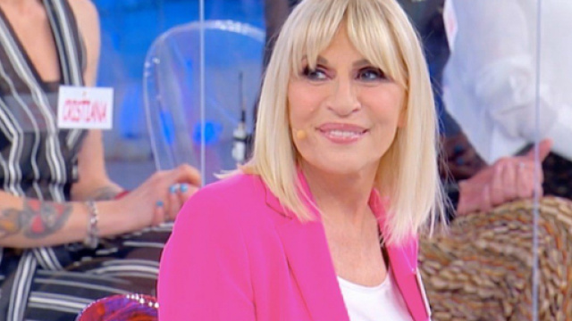 Uomini e Donne, spoiler settembre: si riparte il 13 con Gemma e i 4 ragazzi sul trono.