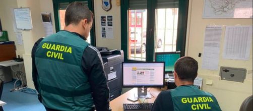 La Guardia Civil ha informado que varios de los okupas han abandonado el pueblo (Twitter, GCSegovia062)