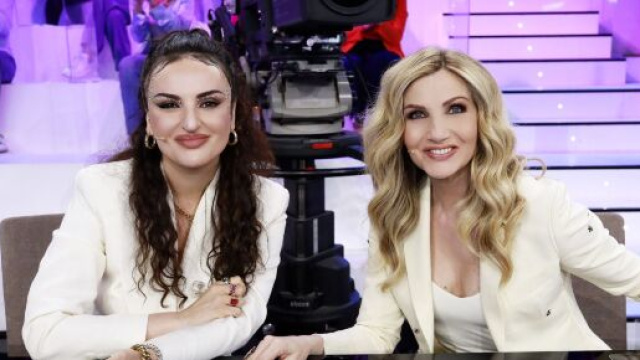 Amici 21 retroscena, cambia il cast: fuori Arisa e sar&agrave; sostituita da Lorella Cuccarini.