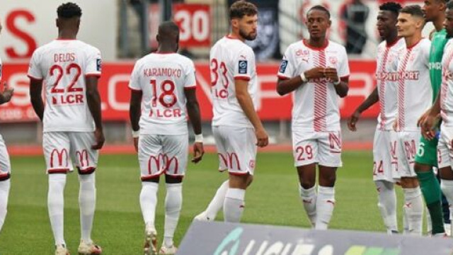 Le club de Nancy (ASNL) en Ligue 2 (Credit : Twitter ASNL)