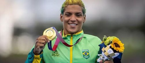 Ana Marcela brilha em T&oacute;quio (Jonne Roriz/COB)