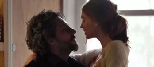 Alfredo e &Iacute;sis em 'Imp&eacute;rio' (Reprodu&ccedil;&atilde;o/TV Globo)