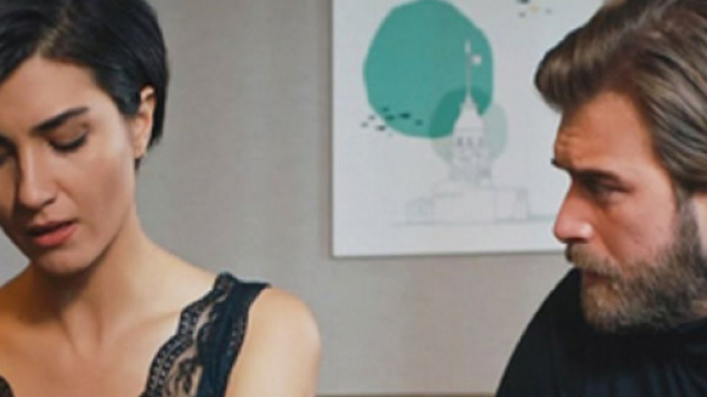 Cesur ve G&uuml;zel, episodio del 10/08: Tahsin mente a Alemdaroglu.