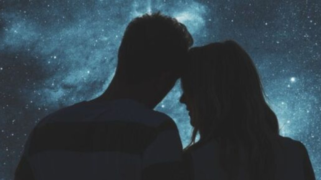 Previsioni astrologiche del 7 agosto: Scorpione annoiato, romanticismo per Pesci.