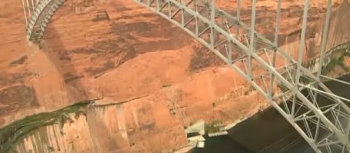 'MegaDrought' threatens Lake Powell, Glen Canyon Dam (Image source: NBC News/YouTube)