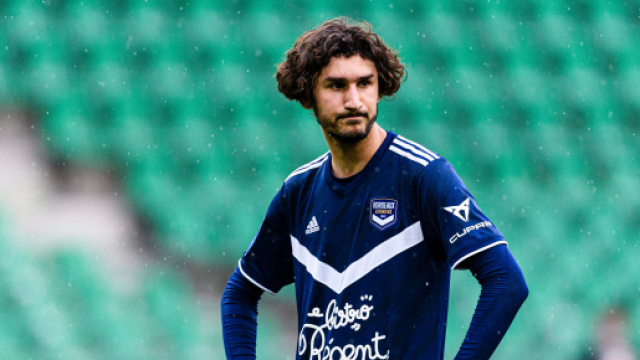 Il Milan avrebbe offerto 10 milioni per Yacine Adli del Bordeaux.