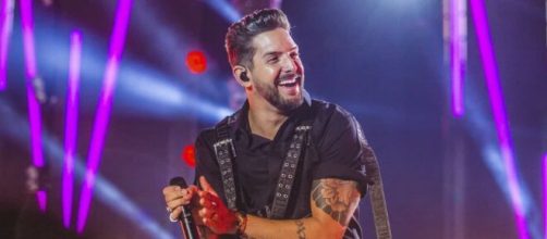 Felipe Pezzoni &eacute; cantor da Banda Eva (Arquivo Blasting News)