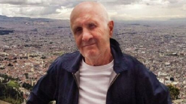 Rolling Stones: il tour manager Mick Bridgen sarebbe morto mentre seppelliva il cane.