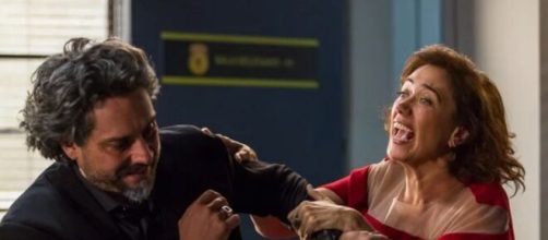 Z&eacute; e Cristina em 'Imp&eacute;rio' (Reprodu&ccedil;&atilde;o/TV Globo)