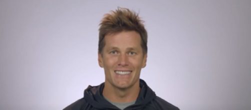 Brady threw 4 touchdown passes vs Cowboys (Image source: Tampa Bay Buccaneers/YouTube)