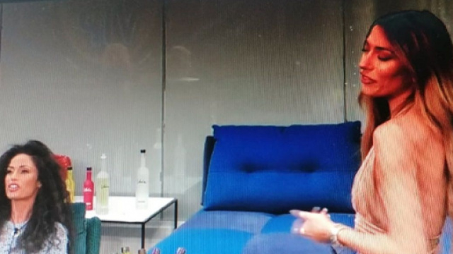 Grande Fratello Vip, scontro tra Raffaella Fico e Soleil Sorge nel corso della prima puntata.