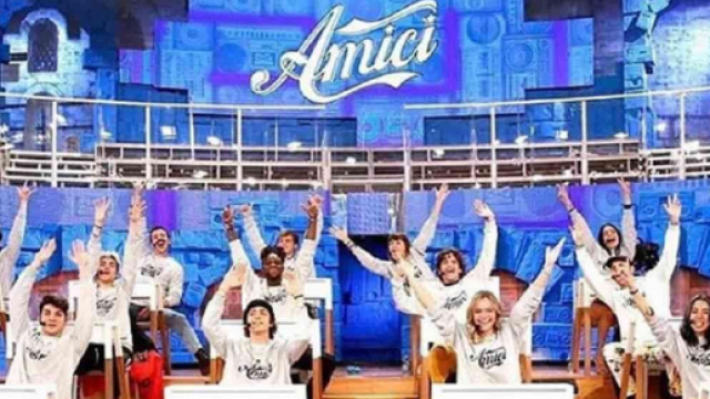 Amici 21, spoiler puntata 19 settembre: in studio ex allievi e vip, Luca D'Alessio nel cast.