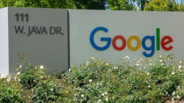 Google avrebbe sottopagato alcuni suoi dipendenti secondo il The Guardian.