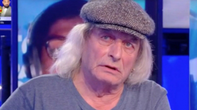 Ren&eacute; Malleville, chroniqueur vedette de TPMP. Source : capture d&rsquo;&eacute;cran C8.