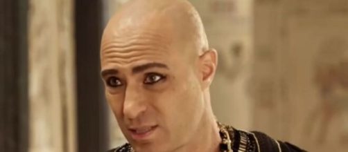 Shesi em 'G&ecirc;nesis' (Reprodu&ccedil;&atilde;o/RecordTV)