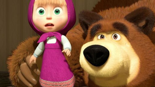 Masha e Orso, la vera storia russa: la bambina venne rapita dall'animale.