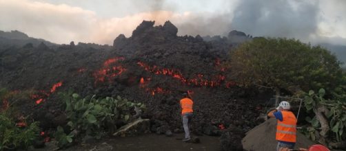 A&uacute;n no hay certeza suficiente de que la lava volc&aacute;nica llegue hasta el oc&eacute;ano Atl&aacute;ntico (Twitter @involcan)
