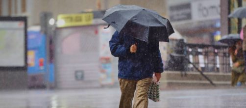 Fuertes lluvias tras la entrada del oto&ntilde;o en EL PA&Iacute;S | P&aacute;g. 3 - elpais.com