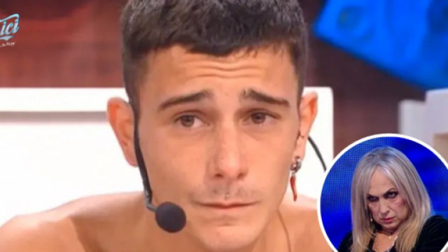 Amici 2021/2022 anticipazioni seconda puntata: Mirko in lacrime per la maglia sospesa