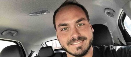 Carlos Bolsonaro recebe cr&iacute;ticas (Reprodu&ccedil;&atilde;o/Redes sociais)